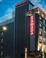 Ramada Inn & Suites Downtown Vancouver